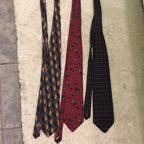 Other - Tie bundle